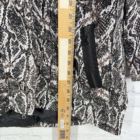 Soft Surroundings Jacket Women Medium Animal Print Mob Wife Water Resistance - Picture 11 of 12